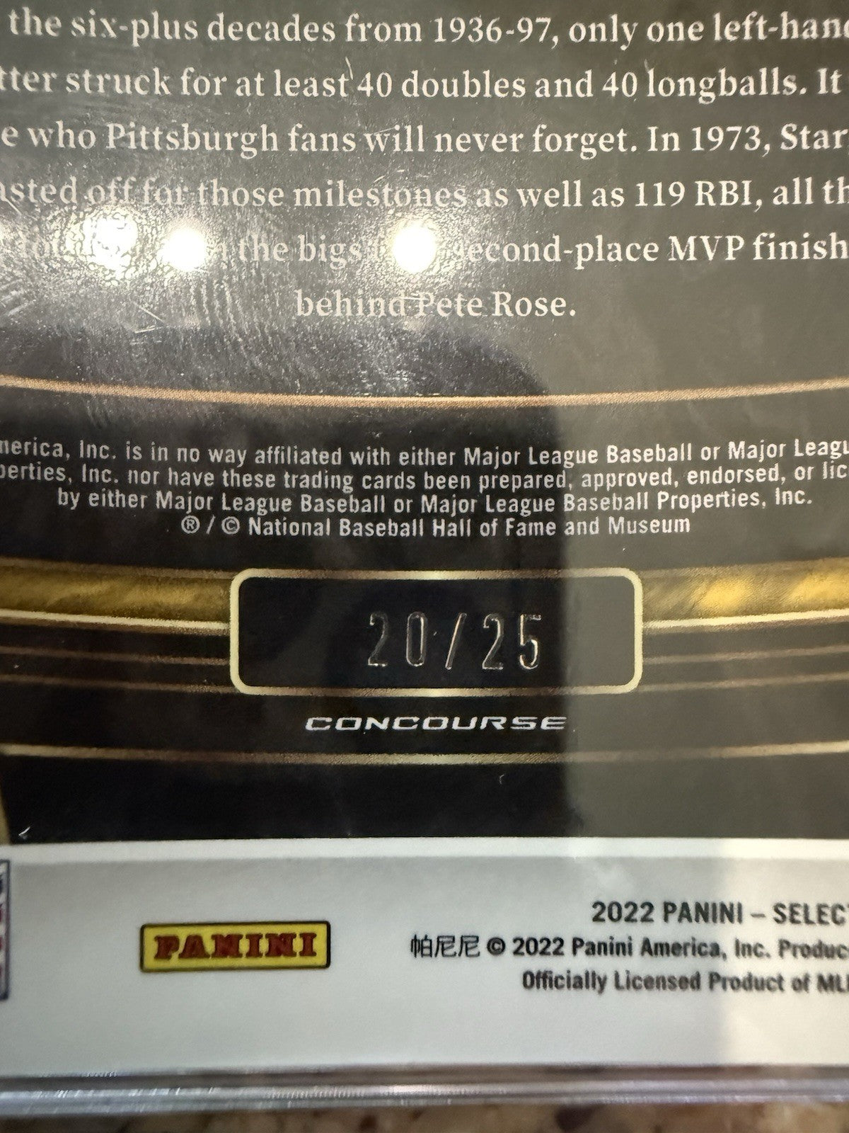 2022 Panini Select - Concourse Willie Stargell #76 Cracked Ice Prizm /25