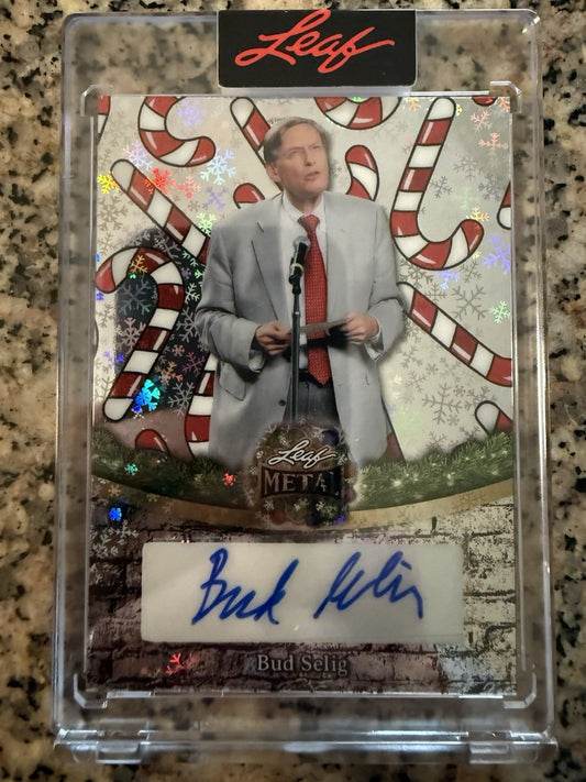 2025 Leaf Happy Holidays Bud Selig Autograph SP Card /15