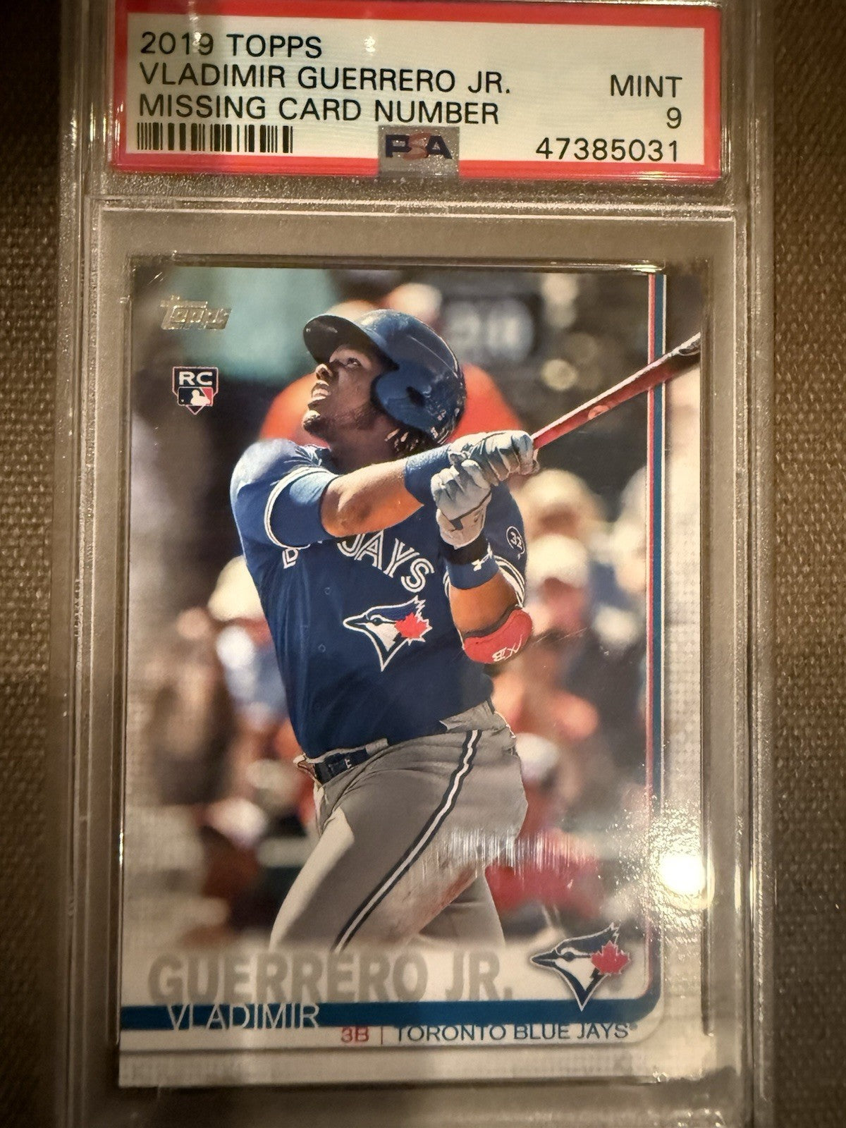 2019 Topps - SP Rookie Vladimir Guerrero Jr. Missing Card Number (RC) PSA 9