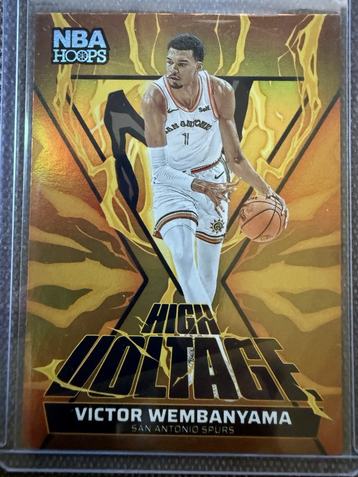 2024-25 NBA Hoops Basketball VICTOR WEMBANYAMA High Voltage -SPURS- #15