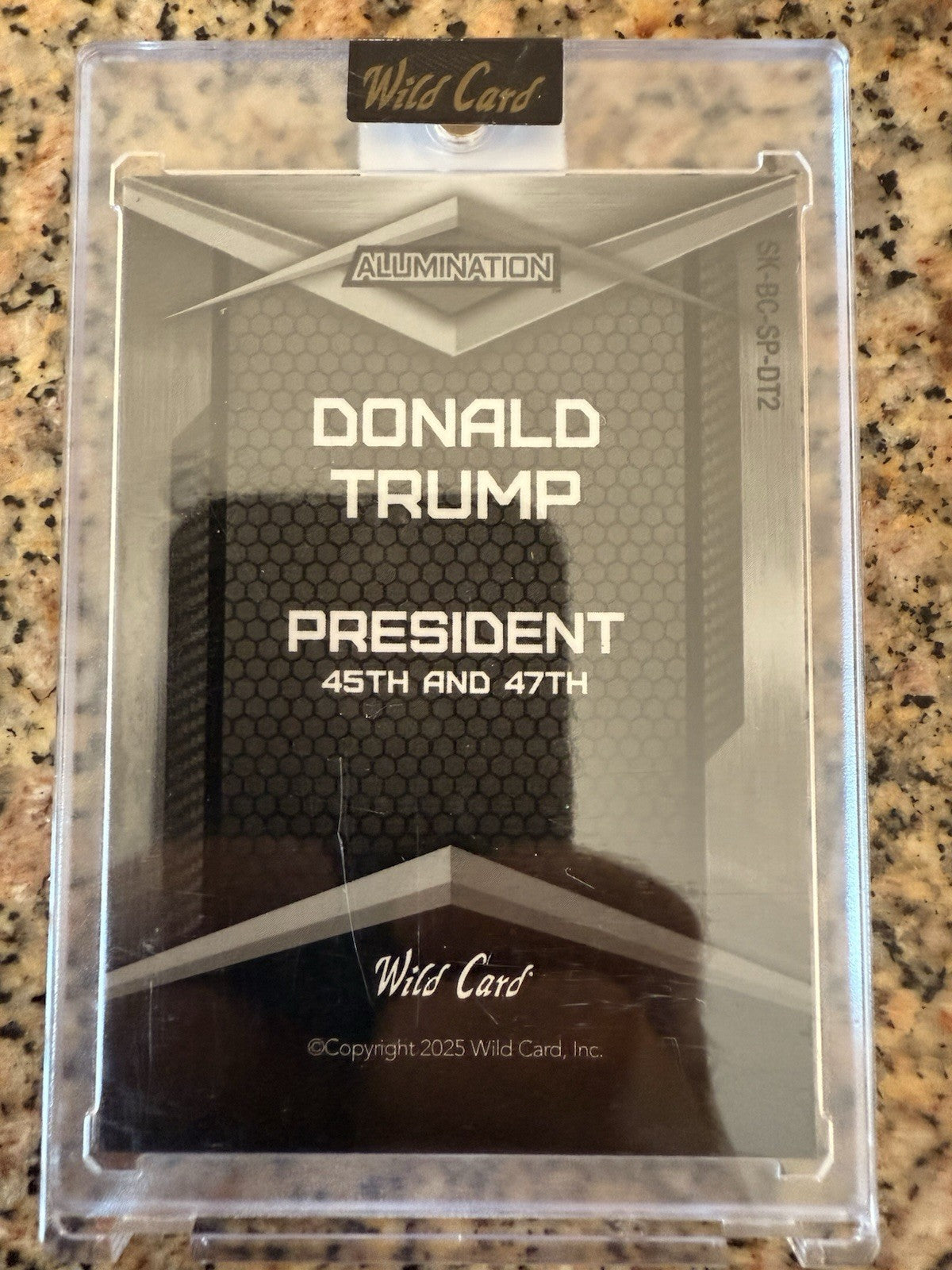 2025 Donald Trump # 1/1 MAGA Alumination Wild Card Thumbs Up 45th 47th 🇺🇸