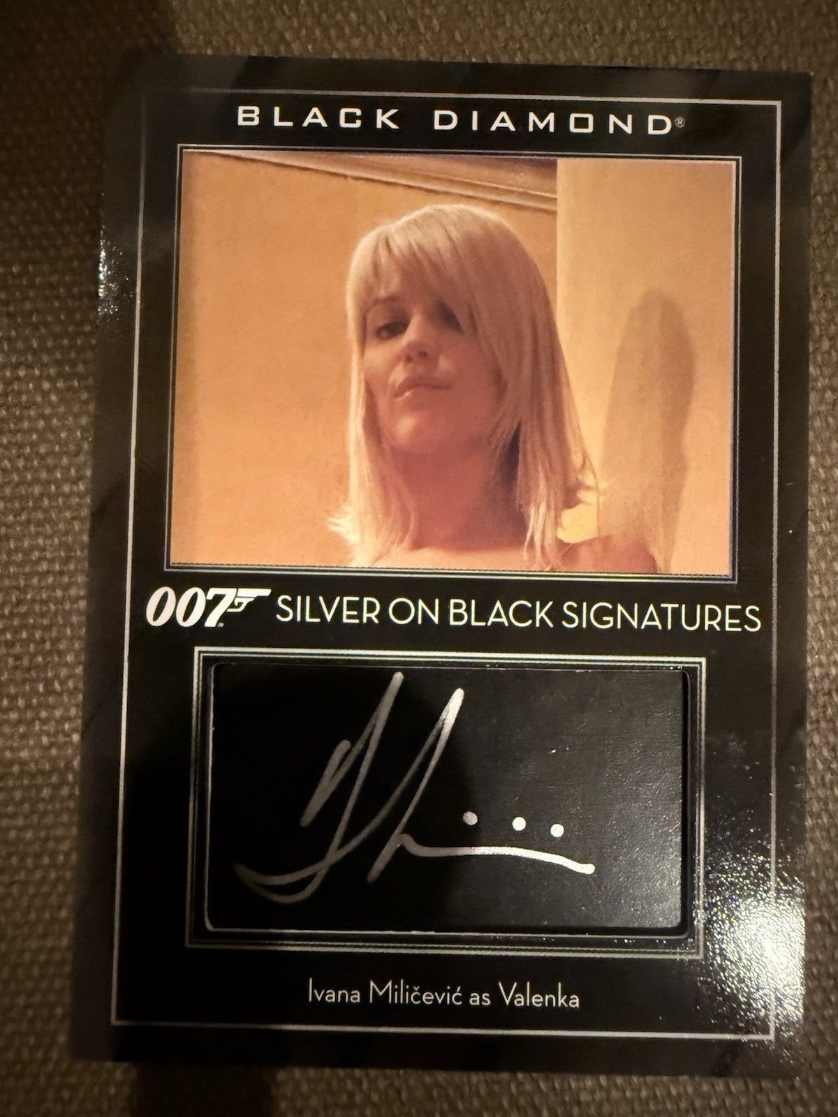 2025 James Bond Black Diamond 47/65 Ivana Milicevic as Valenka #SBS-IM Auto