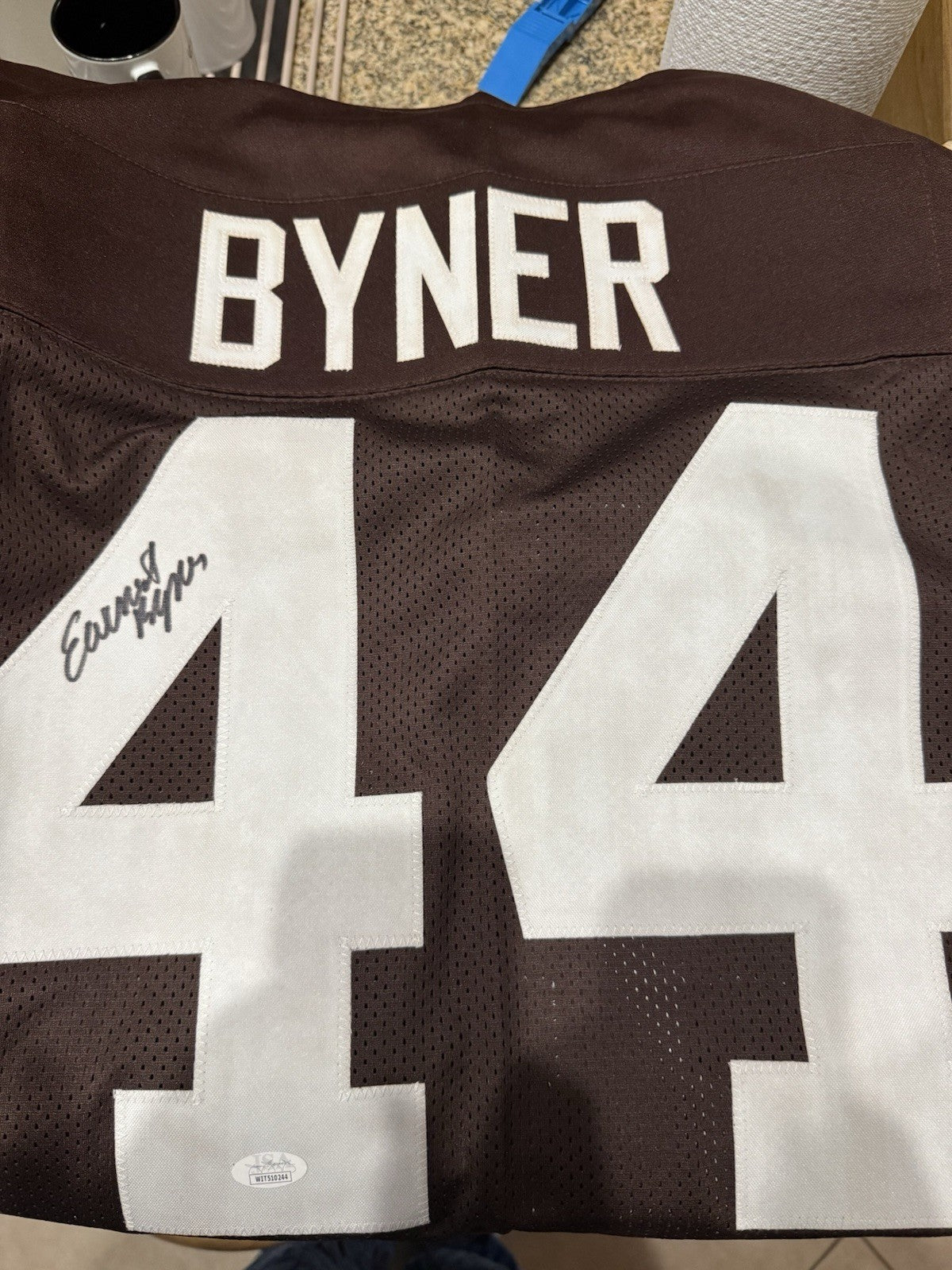 Earnest Byner signed Brown Pro Style jersey, COA